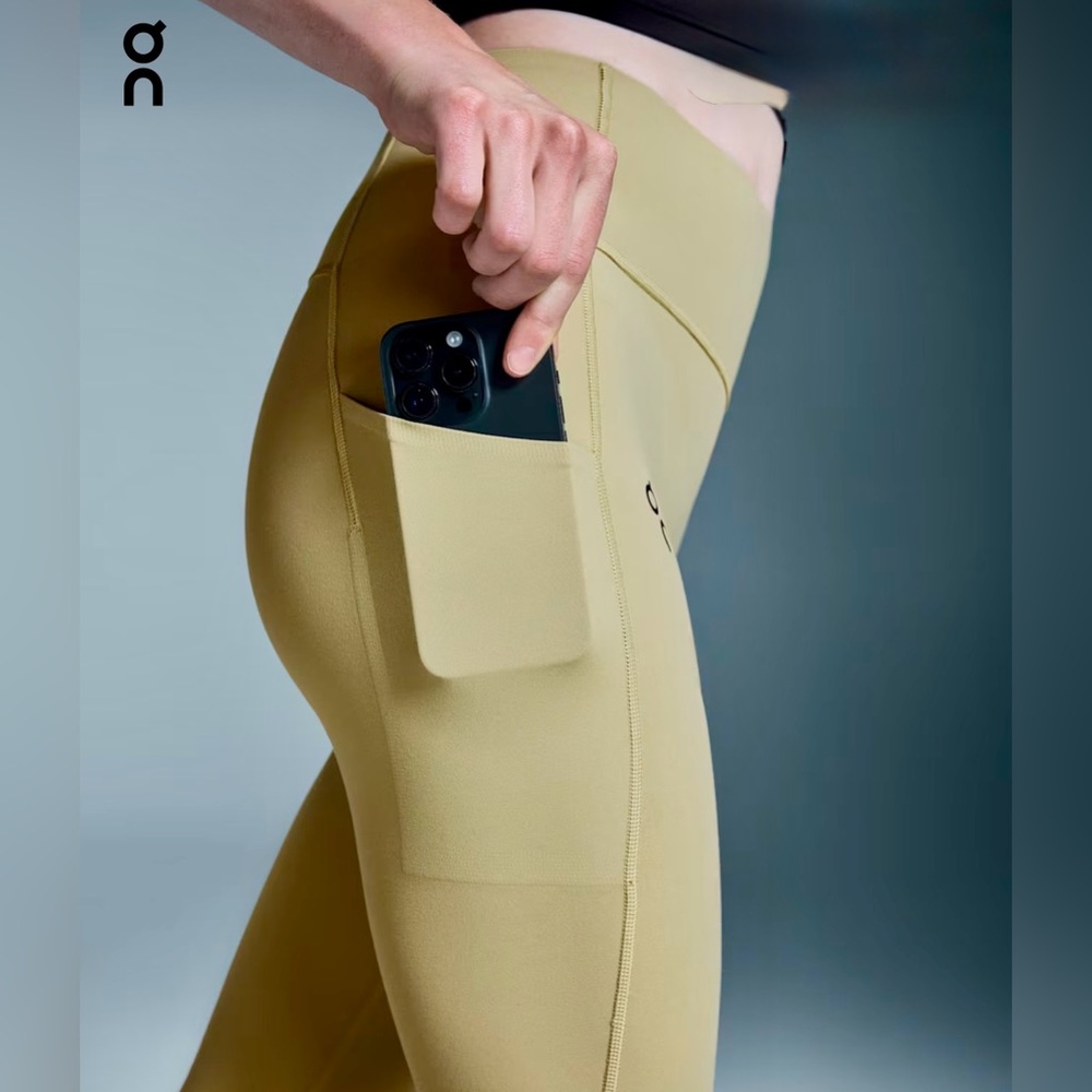 On Running Women’s Studio Tights Caper